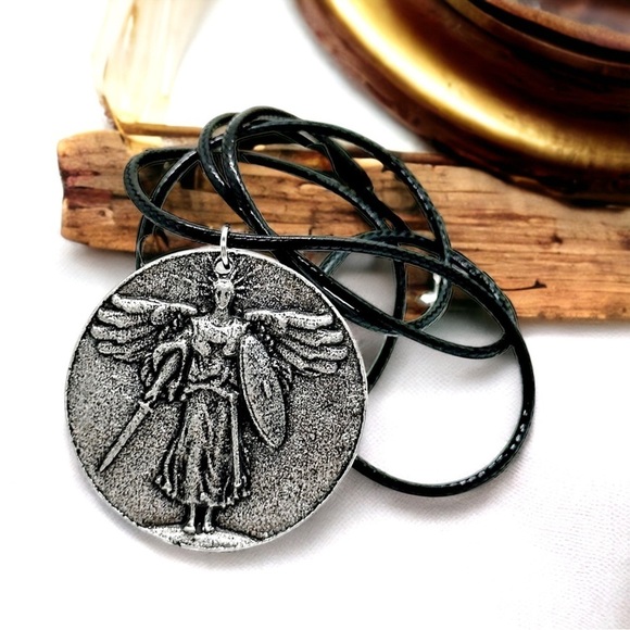 ARCH Angel Michael Antiqued Silver Protection Unisex Necklace - Picture 1 of 3